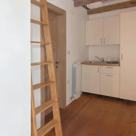 Pool & Sauna Gizela - Happy Kojsko