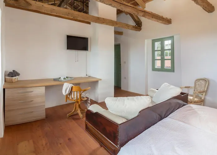 Pool & Sauna Gizela - Happy Villa