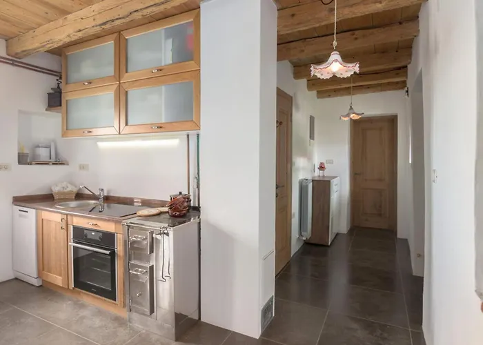 Pool & Sauna Gizela - Happy