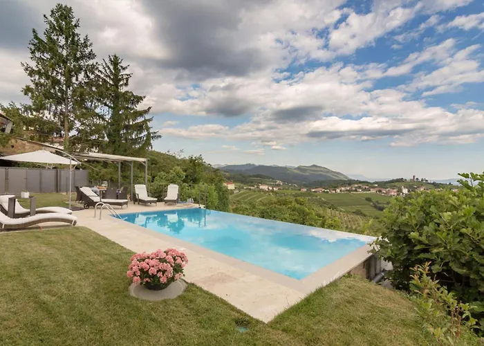 Pool & Sauna Gizela - Happy *